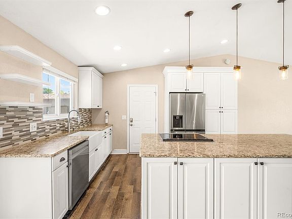 5th image of 18035 E Asbury Place