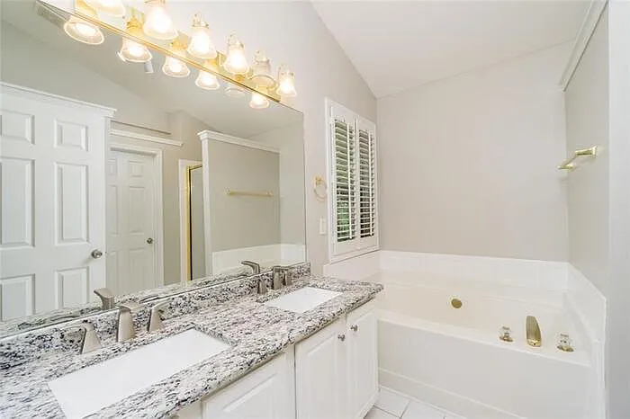 10870 Kimball Crest Dr — Photo 14