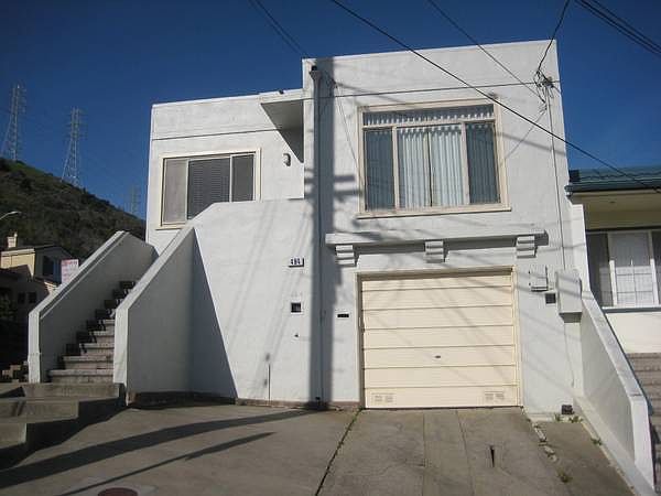 1st image of 494 Oriente St