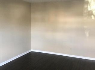 5310 Milner Rd APT 13, Louisville, KY 40216