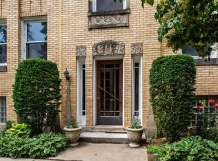 6140 N Hamilton Ave #1S, Chicago, IL 60659
