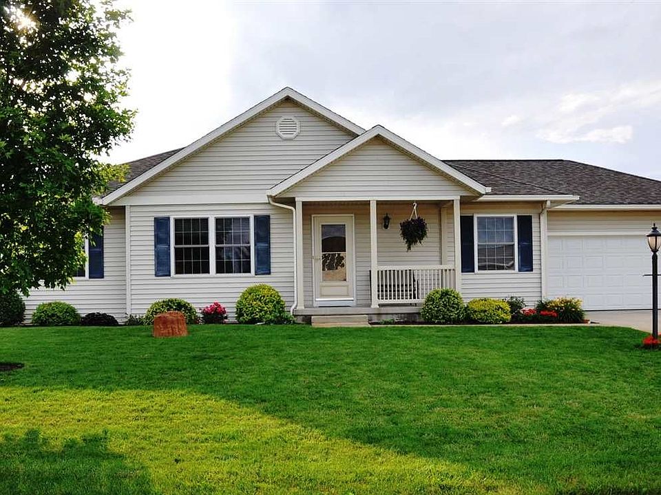 1st image of 67141 Southfield Cir