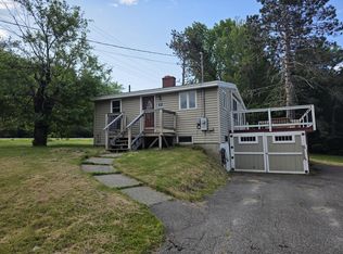 4 Daley Rd, Dedham, ME 04429