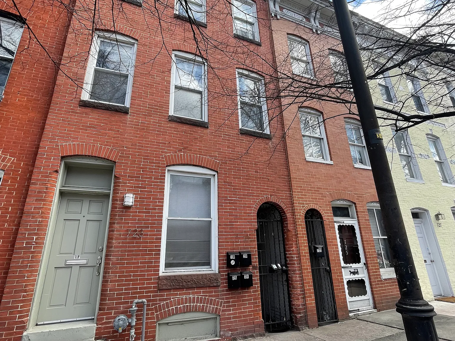 723 S Bond St — Photo 1