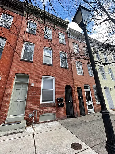 723 S Bond St #1FR Photo 1