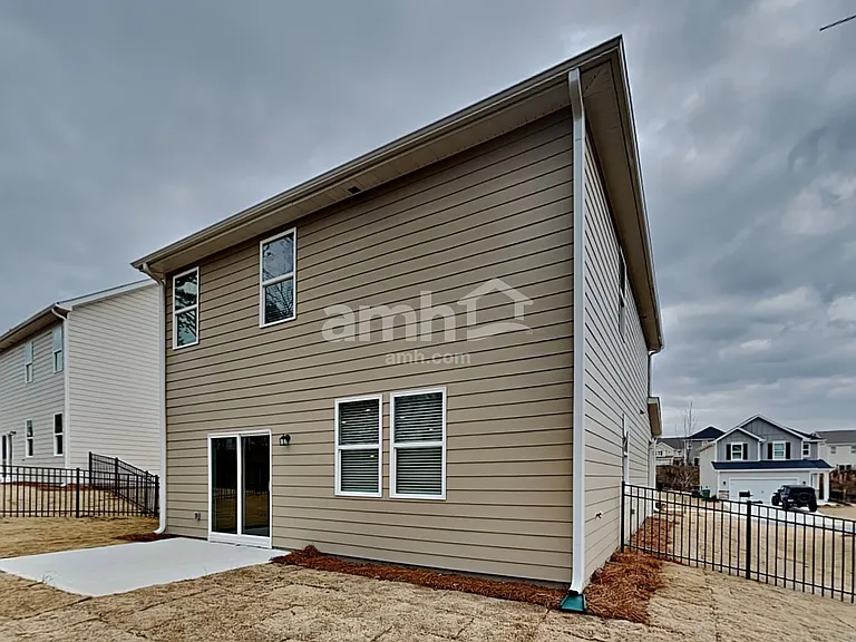 577 Summit View Ln — Photo 30