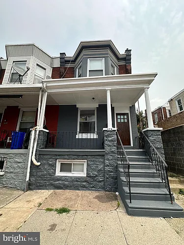 279 S Alden St Photo 1