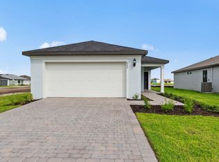 600 Oasis Lake Pl, Lehigh Acres, FL 33936