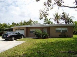 4496 W Alhambra Cir, Naples, FL 34103