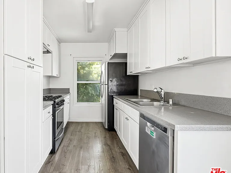 8401 Tuscany Ave #4 — Photo 8