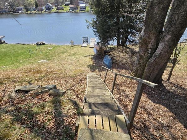 208 Warren Park Rd, New Milford, PA 18834
