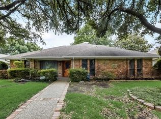 9746 Trevor Dr, Dallas, TX 75243