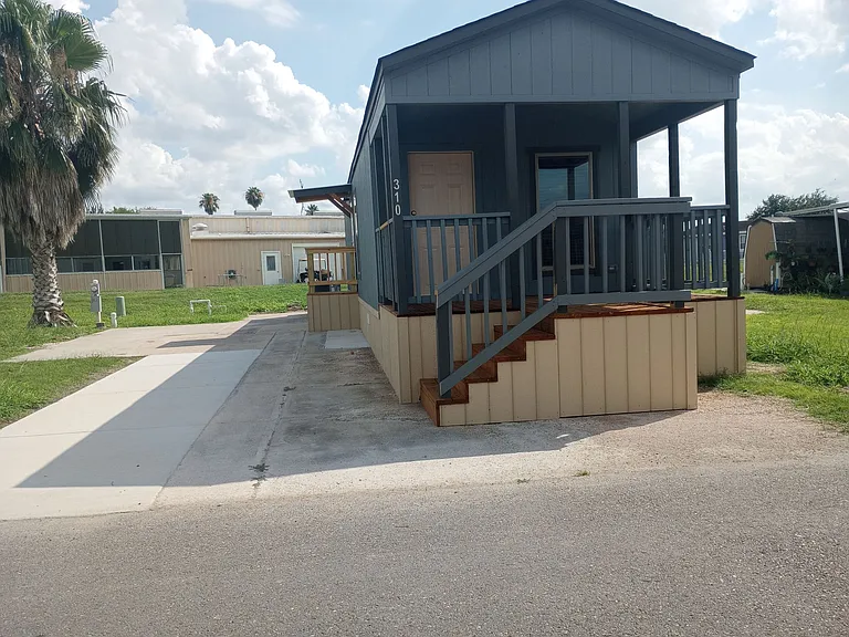 2901 E Highway 107 — Photo 9