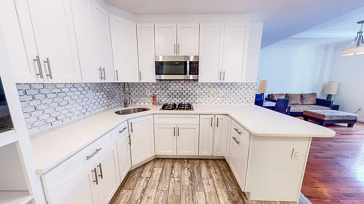 Rented by Barlavi Inc. | media 1