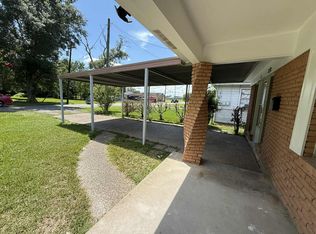2830 Westmoreland St, Beaumont, TX 77705