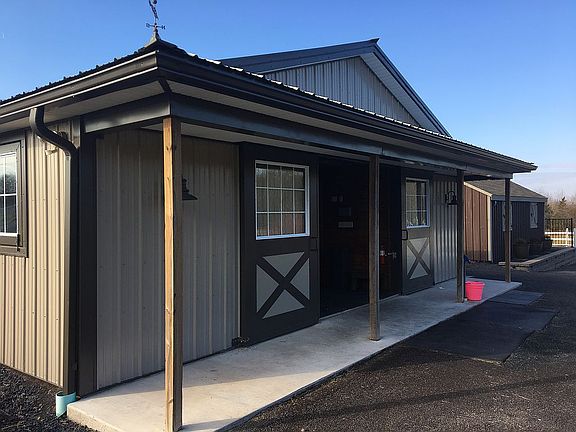 Main barn 