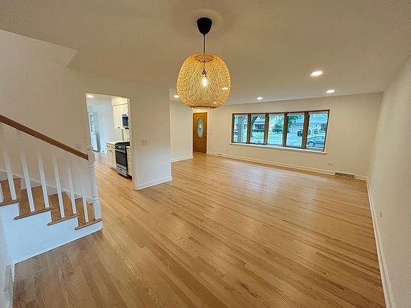 4th image of 1224 W Sunset Rd