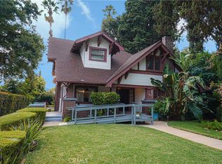 1045 N Marengo Ave, Pasadena, CA 91103