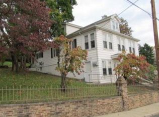 213 High Rd, Pottsville, PA 17901