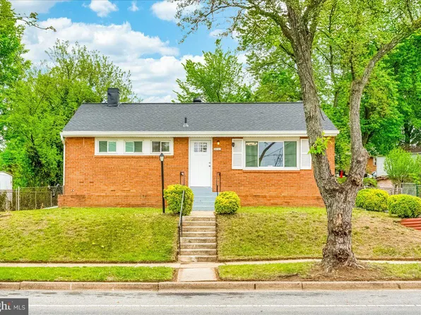 4865 66th Ave, Hyattsville, MD 20784