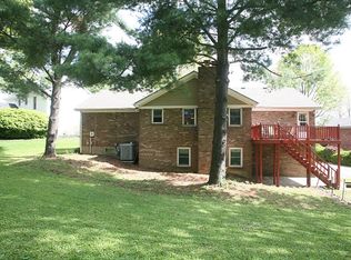 3714 W Locust Cir, Prospect, KY 40059