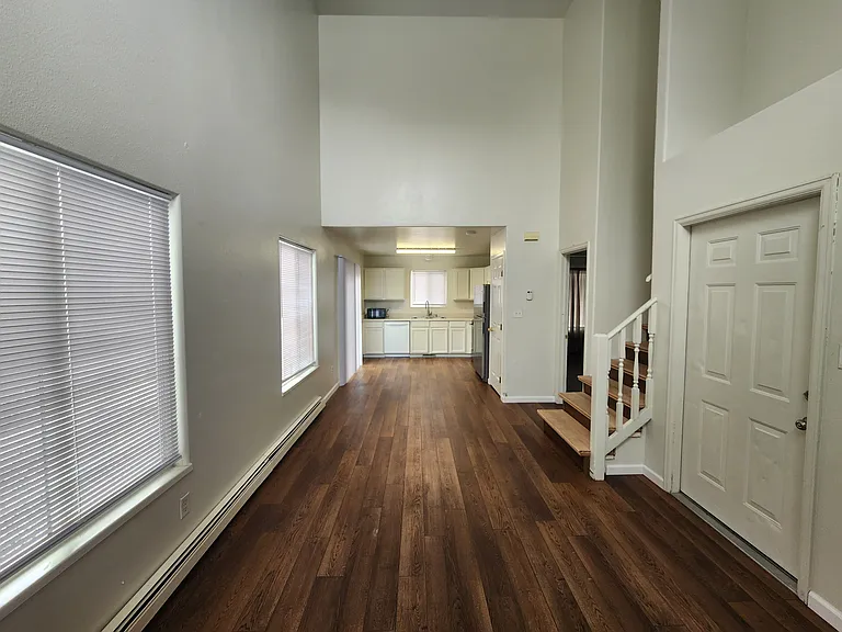 2943 Bunting Ave #6 — Photo 2