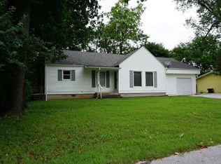 2617 E Inman St, Springfield, MO 65804