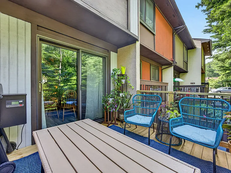 2190 Cartwright Pl — Photo 41