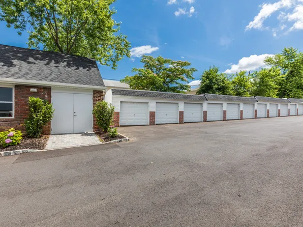 Nieuw Amsterdam Village