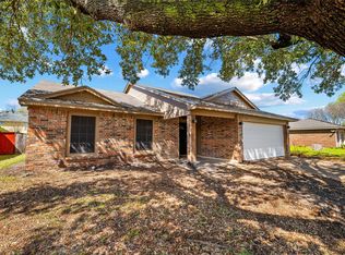 4238 Emerson Dr, Grand Prairie, TX 75052
