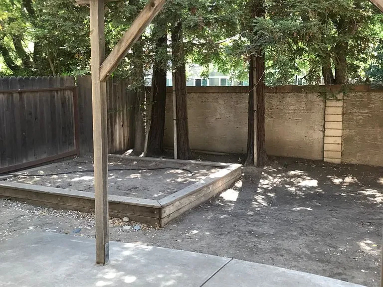 3008 Mallorca Ln — Photo 25