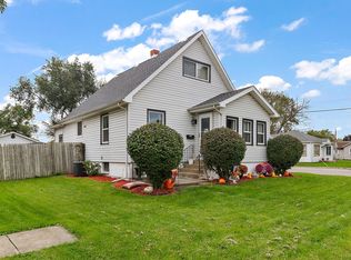 211 S Douglas Ave, Bradley, IL 60915