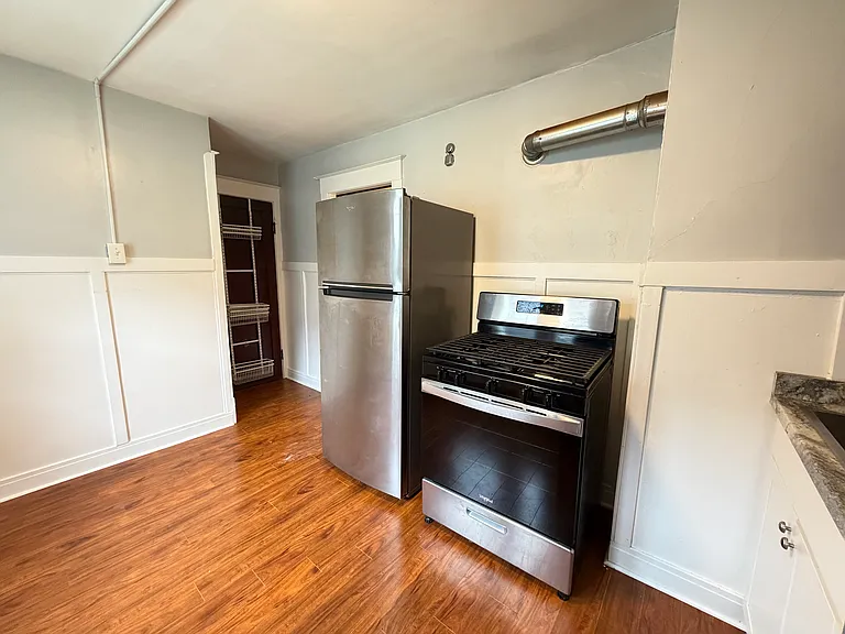 227 Heath St #2 — Photo 11