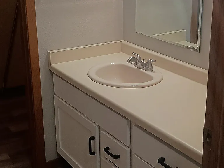 700 Detroit Ave — Photo 3