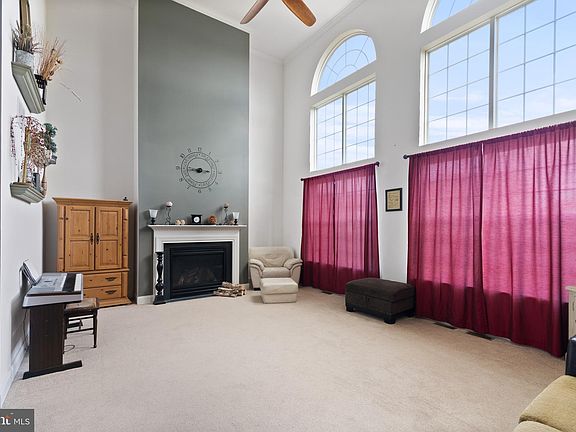 5th image of 2699 Bethpage Ct