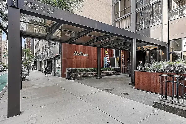 Rented by Metropolitan Property Group | media 12