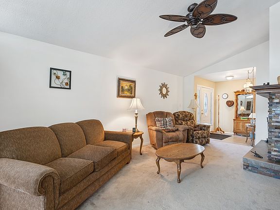 4th image of 257 E Terry Ln