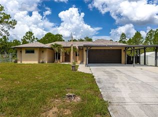 417 Thompson Ave, Lehigh Acres, FL 33972
