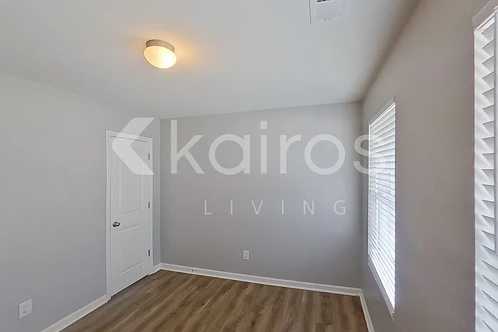 127 Village Creek Dr — Photo 7