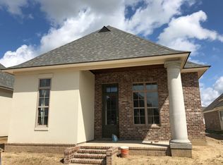 107 Montego Bay, Youngsville, LA 70592