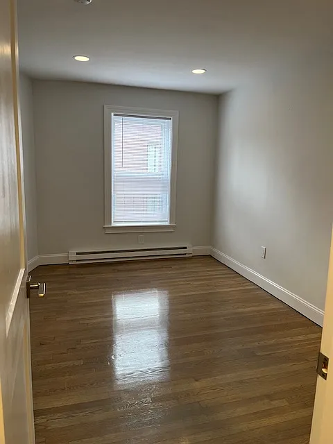 1 bed, $3,250 — Photo 4