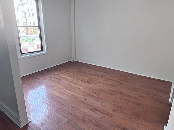 2nd image of 25-29 Steinway St #2A