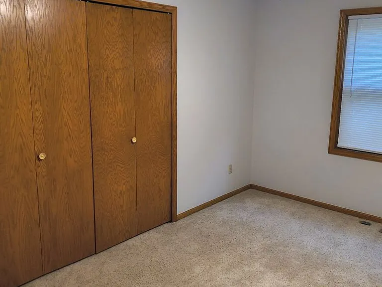 1250 Silverwood Ct — Photo 17