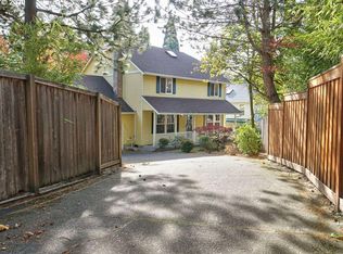 5825 SW 59th Ct, Portland, OR 97221