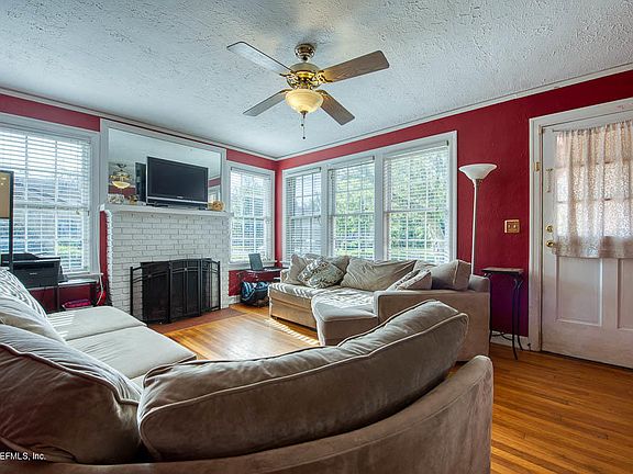 3rd image of 1349 Wolfe St