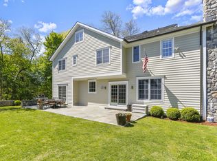 15 Edgewood Dr, Greenwich, CT 06831