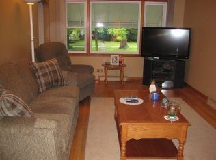 2425 Forest Ave, North Riverside, IL 60546