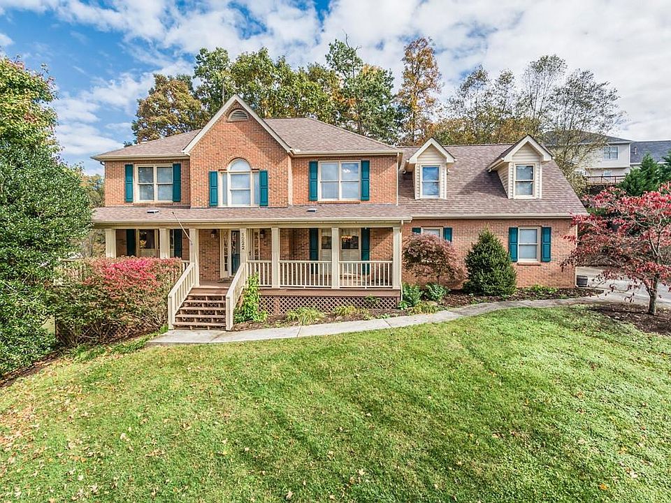 1st image of 1222 Chickering Way Ln