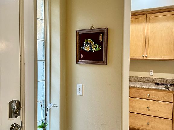 3rd image of 820 2nd Avenue #102