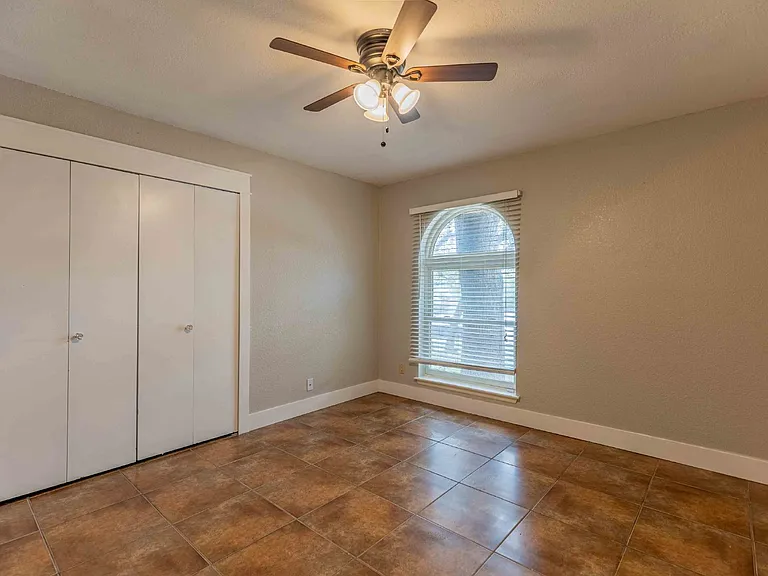 2331 Bluffridge St — Photo 23